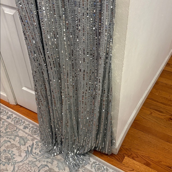 NWT Mac Duggal Silver Beaded Gown GORGEOUS - Picture 8 of 14